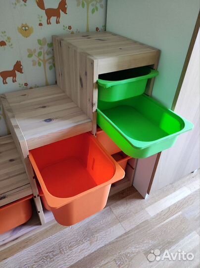 Стеллаж икеа Труфаст лесенка с контейнерами