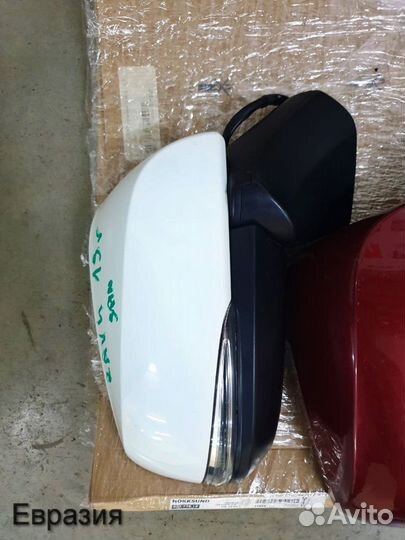 Левое зеркало Toyota Rav 4 кузов 50