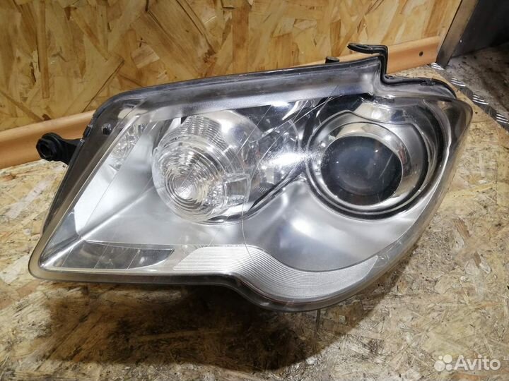 Фара Левая Правая Туран 1 Рестайлинг Ксенон пара