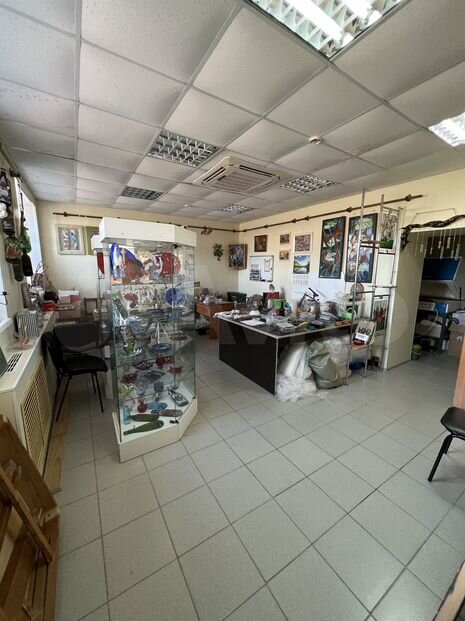 Нежилое помещение, 356 м²