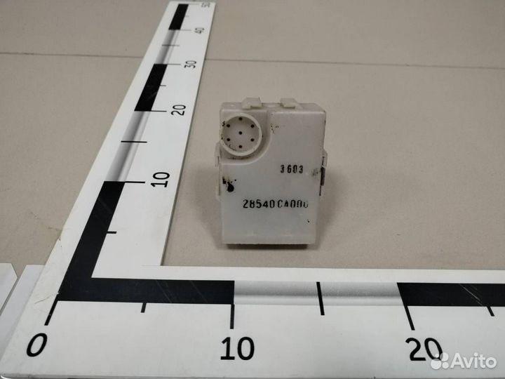 Б/У Блок управления центральным замком 28540CA0