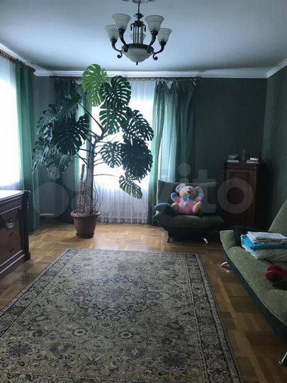 Дом 250 м² на участке 10 сот.