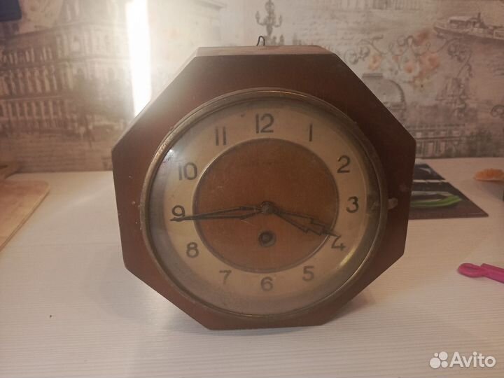 Продам часы