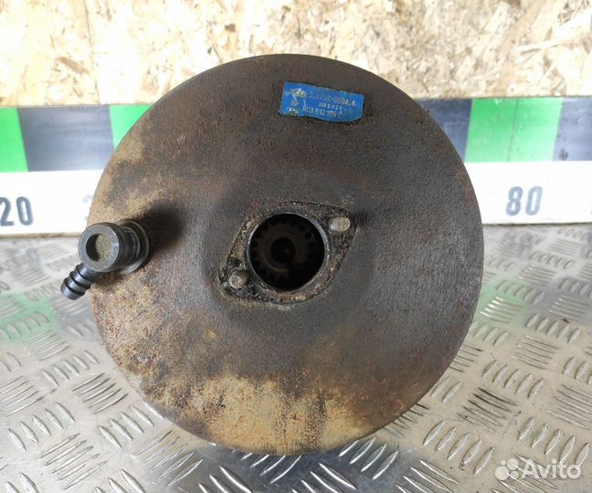 Усилитель тормозов вакуумный Audi 80/90 1986 1991