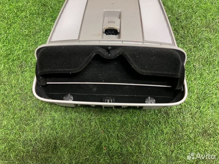 Плафон подсветки салона Mercedes S W221 3.5 M272