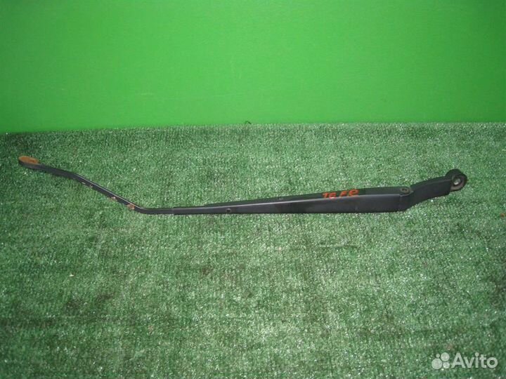 Поводок стеклоочистителя правый Chevrolet aveo T2