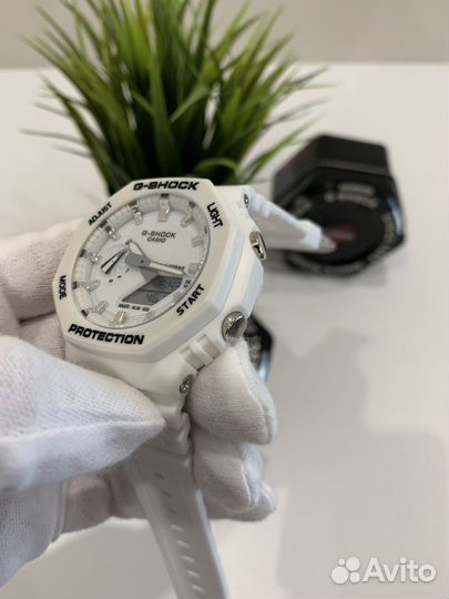 Часы Casio G-Shock GA-2100