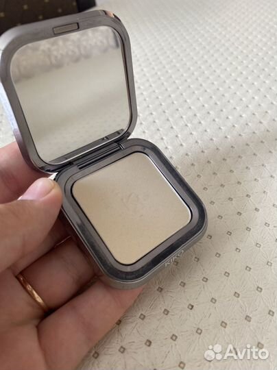 Пудровый хайлайтер kiko