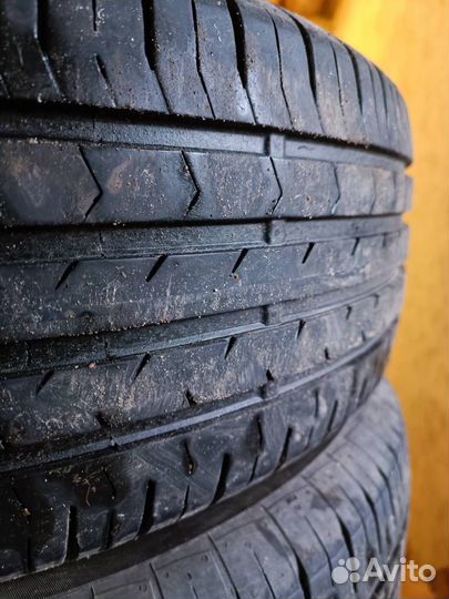 Continental ContiPremiumContact 5 235/65 R17 104V