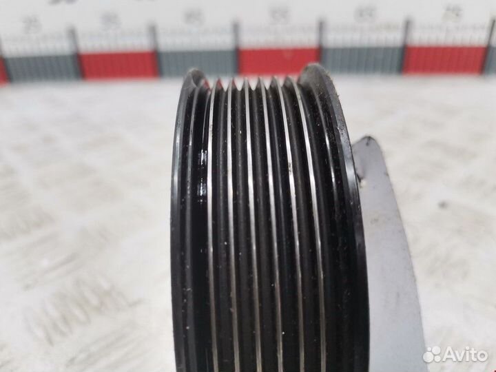 Шкив водяного насоса (помпы) для Renault Scenic 2