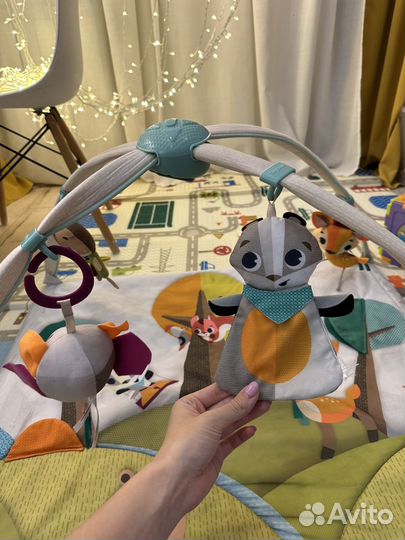 Развивающий коврик tiny love