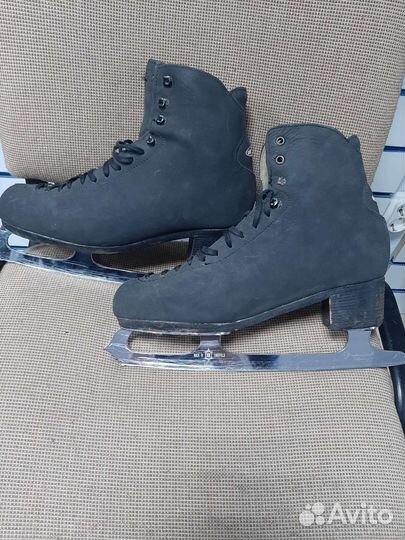 Коньки фигурные бу