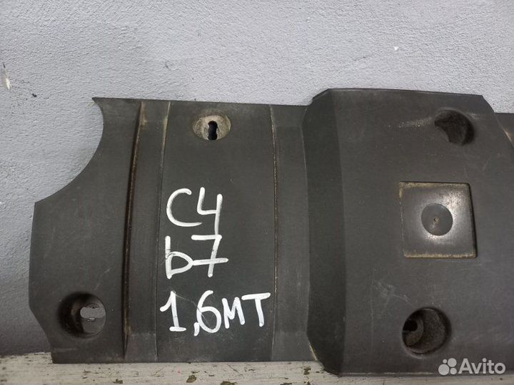 Декоративная крышка двигателя Citroen C4 B7