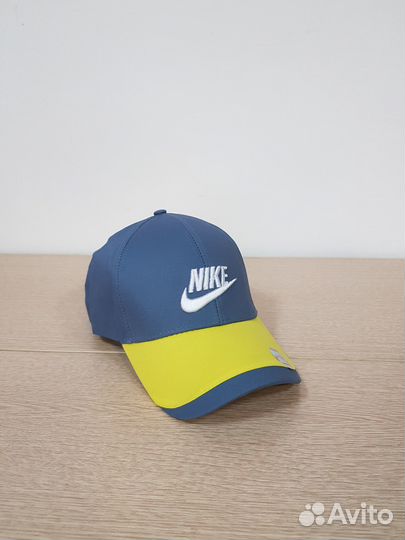 Бeйcболкa Nikе новая