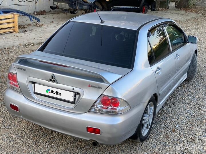 Mitsubishi Lancer, 2004