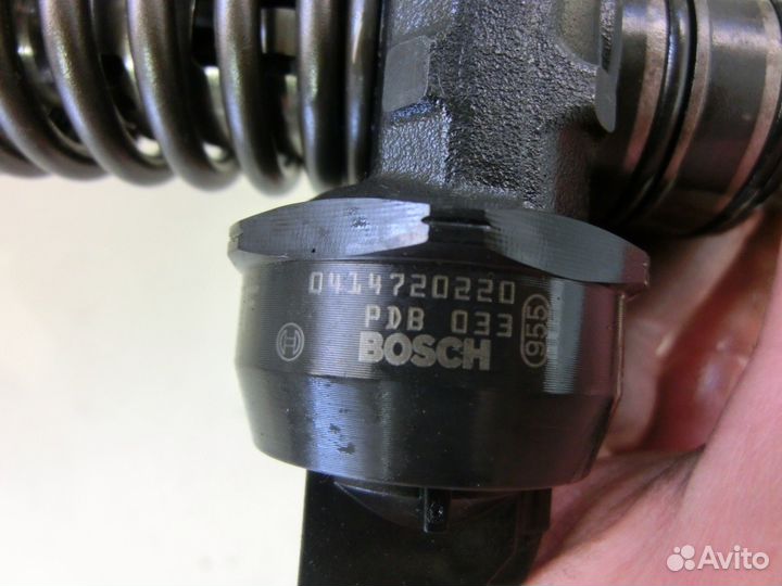 Насос форсунка VW Touareg 2,5/5.0 TDI