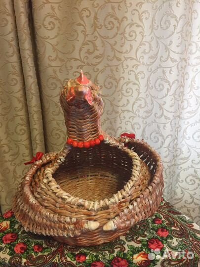 Плетёная пасхальная курочка