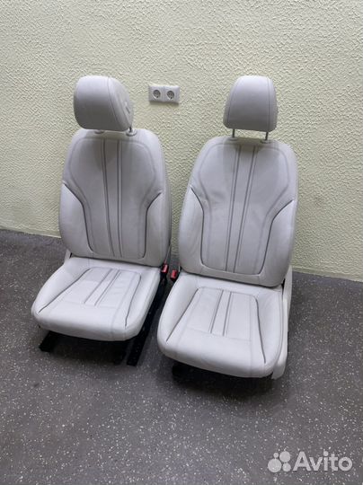 BMW G30 G32 сидения кожа