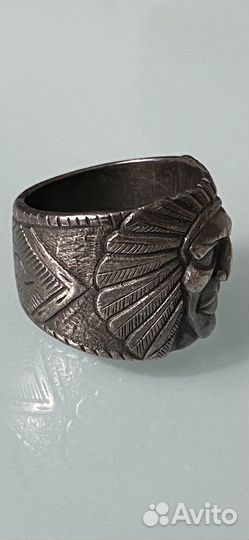 Серебряное кольцо