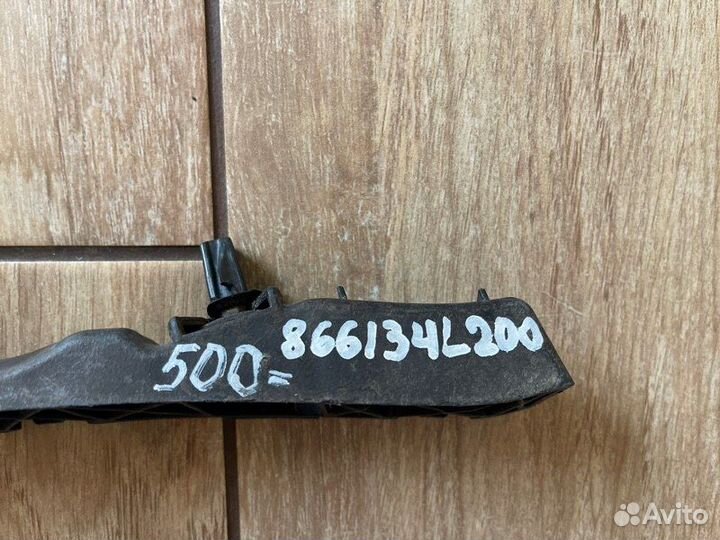 Кронштейн бампера задний левый Hyundai Solaris 1 С