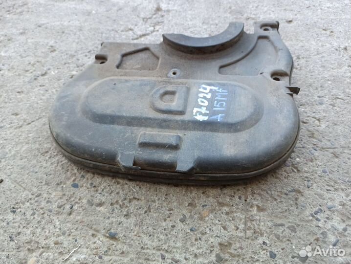 Крышка двигателя Daewoo Nexia, 16 клп., A15MF