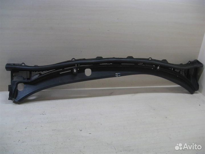 Решетка стеклоочистителей Mazda 3 (BL) 2010