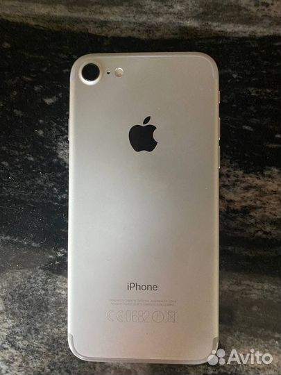 Телефон iPhone 7 128gb
