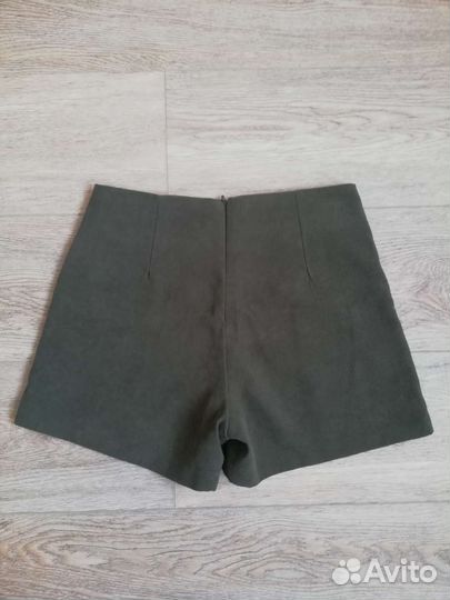 Шорты женские