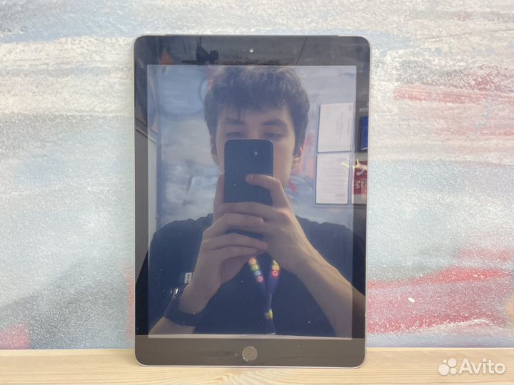 iPad 6 32GB Wi-Fi,Sim