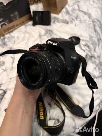 Зеркальный фотоаппарат nikon d3500