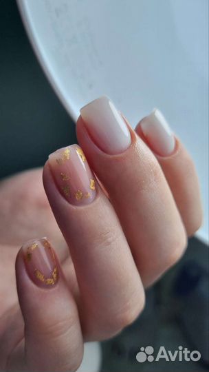 Наращивание ногтей/маникюр/педикюр