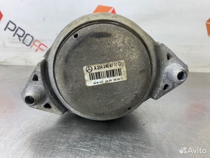 Подушка крепления двигателя Mercedes C-Class W204