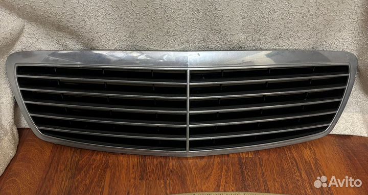 Решетка радиатора Mercedes E W211