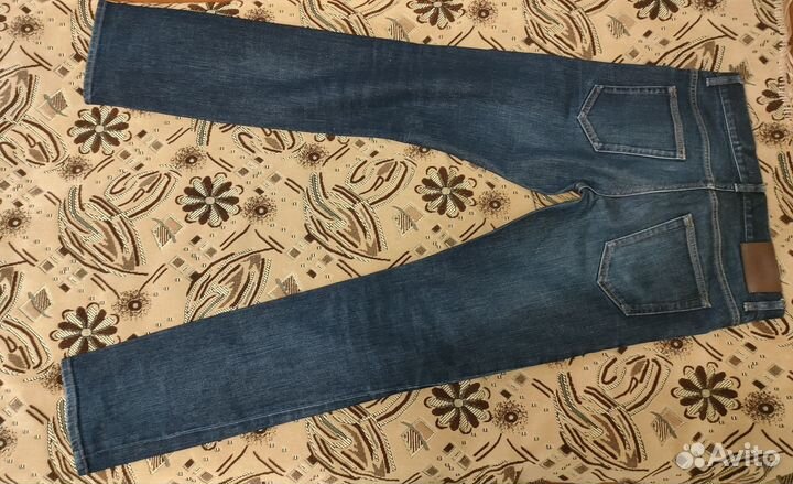 Джинсы