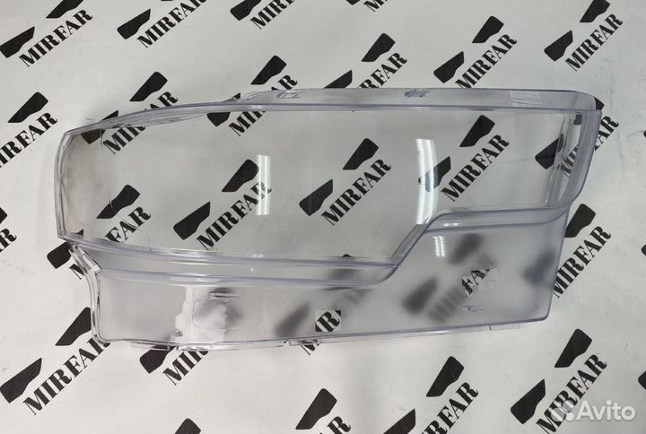 Правое стекло фары RAM TRX 2018-2023