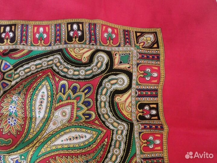 Платок из шерсти