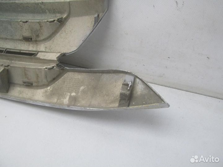 Решетка радиатора Mitsubishi Outlander