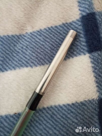 Спининг 240см, эластичный. не использовался