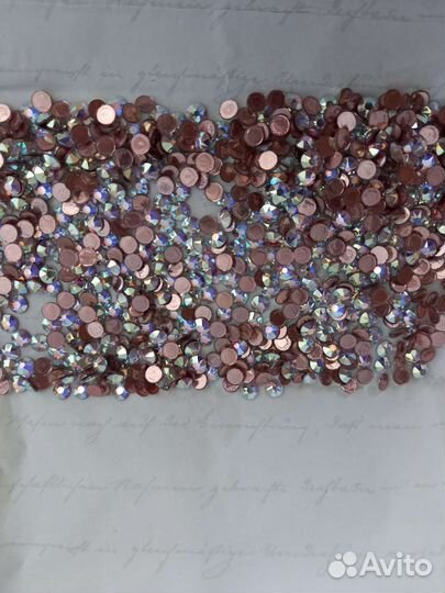 Стразы клеевые горячей фиксации