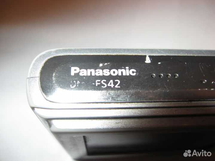 Panasonic Lumix DMC- FS42 и FX12