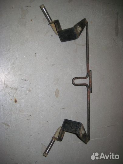 Детский педальный трактор 