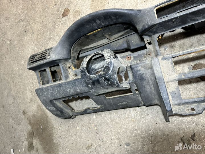 Передняя панель на opel vectra A