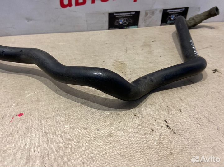 Патрубок системы охлаждения Mercedes C180 C204