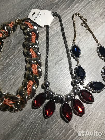 Набор колье 3 Шт крупная цепь красные синие камни