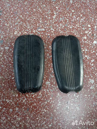 Запчасти на мотоцикл урал ни грипсы на бензобак