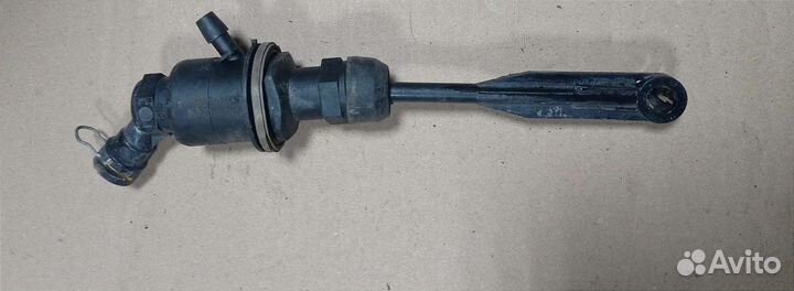 Главный цилиндр сцепления Renault Duster