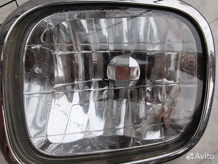 Левая противотуманная фара Subaru Forester SF5