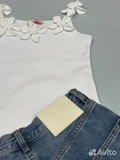 Джинсы Valentino