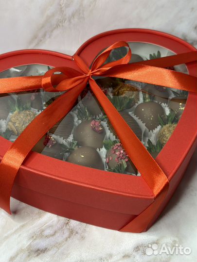 Клубника в шоколаде в боксах