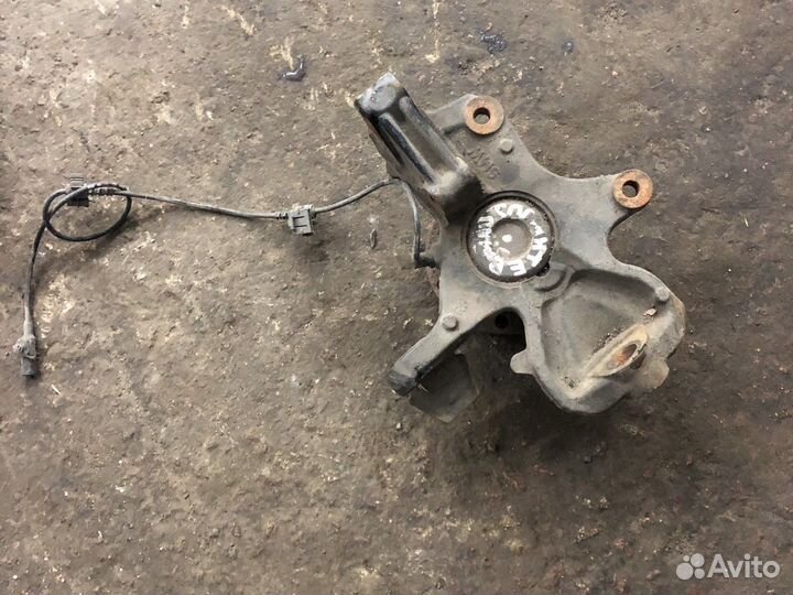 Поворотный кулак передний mercedes sprinter 906